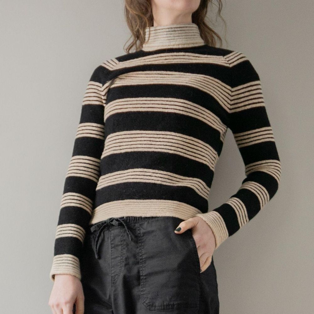 White Stag Vintage 60s Black Cream Striped Wool Turtleneck Retro Preppy Sweater